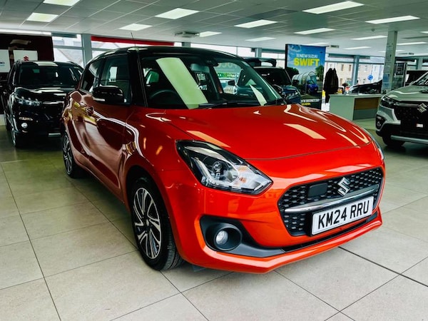 Used Suzuki Swift 2024 for sale - 76296888: Photo 2