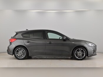 Used Ford Focus 2020 for sale - 75434922: Photo