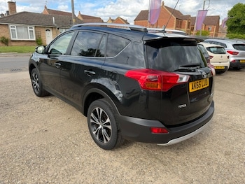 Used Toyota RAV4 2015 for sale - 78724817: Photo
