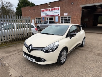 Used Renault Clio 2015 for sale - 78149511: Photo