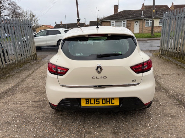 Used Renault Clio 2015 for sale - 78149511: Photo 3