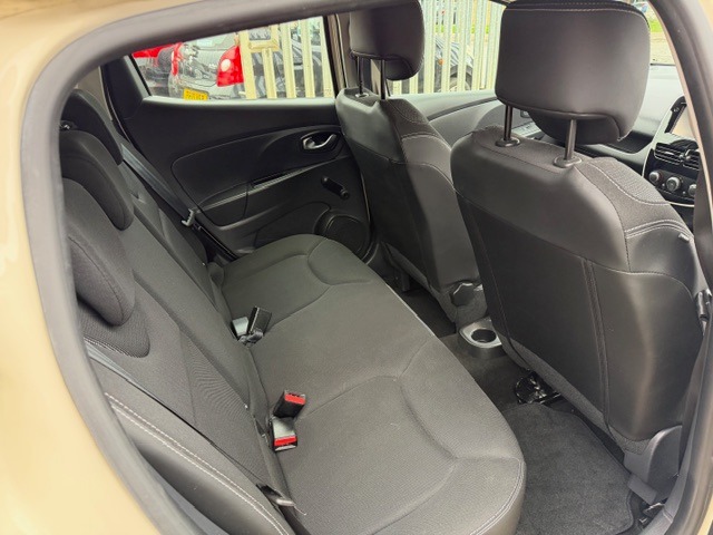 Used Renault Clio 2015 for sale - 78149511: Photo 8