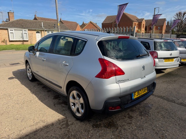 Used Peugeot 3008 2013 for sale - 77918207: Photo 2