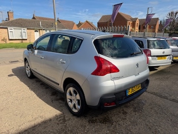 Used Peugeot 3008 2013 for sale - 77918207: Photo