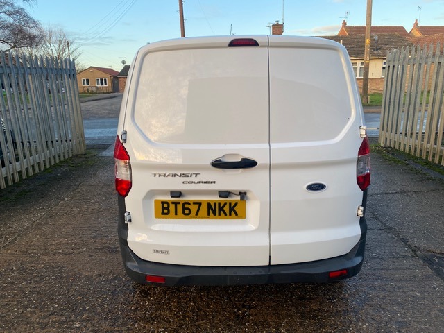 Used Ford Transit Courier 2017 for sale - 77555006: Photo 3