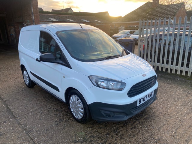 Used Ford Transit Courier 2017 for sale - 77555006: Photo 4