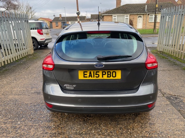 Used Ford Focus 2015 for sale - 77555029: Photo 3