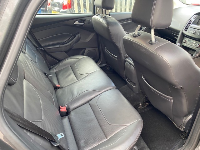 Used Ford Focus 2015 for sale - 77555029: Photo 8