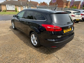 Used Ford Focus 2015 for sale - 78925482: Photo