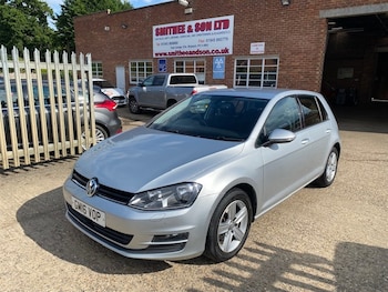 Used Volkswagen Golf 2016 for sale - 75535361: Photo