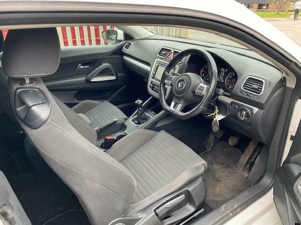 Used Volkswagen Scirocco 2011 for sale - 62567769: Photo 7