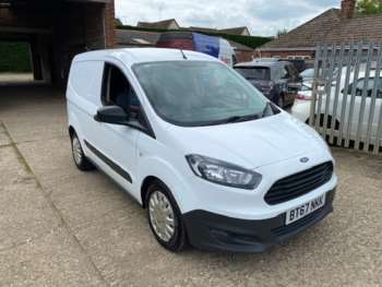 Used Ford Transit Courier 2017 for sale - 71784357: Photo