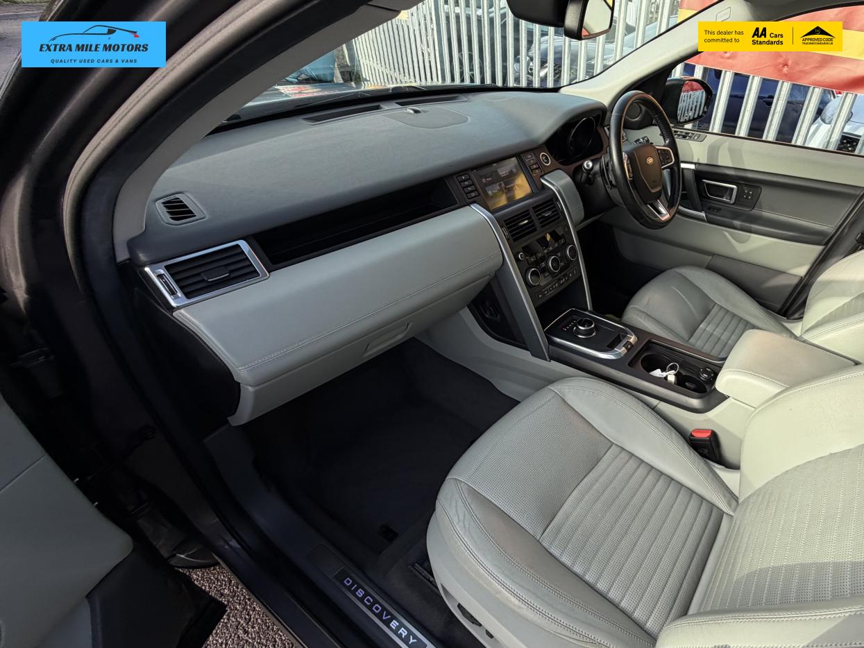 Used Land Rover Discovery Sport 2017 for sale - 77381178: Photo 15
