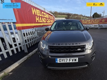Used Land Rover Discovery Sport 2017 for sale - 77381178: Photo