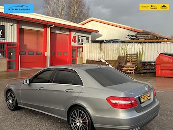 Used Mercedes-Benz E Class 2012 for sale - 77619387: Photo