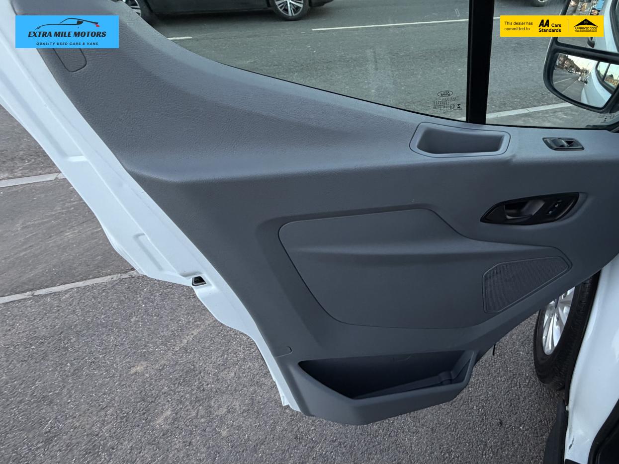 Used Ford Transit 2017 for sale - 77755182: Photo 32