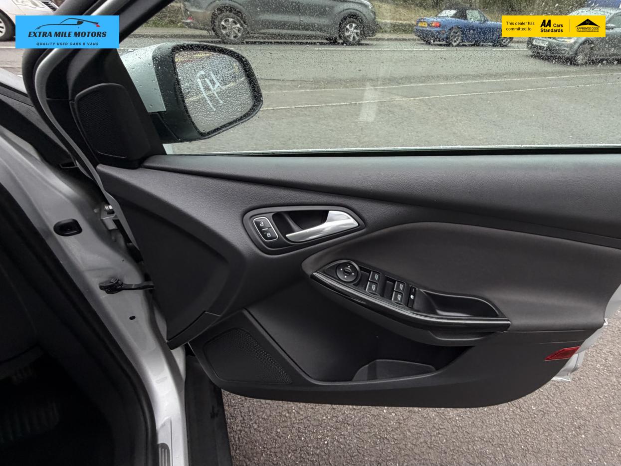 Used Ford Focus 2017 for sale - 77864757: Photo 13