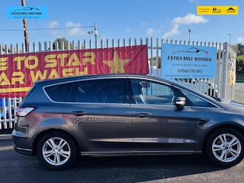Used Ford S-Max 2015 for sale - 76519542: Photo