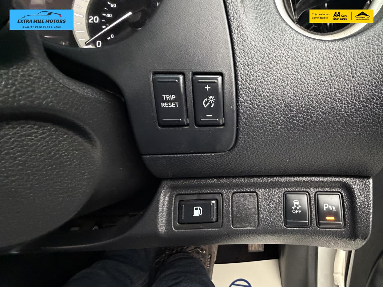 Used Nissan Navara 2016 for sale - 77409905: Photo 17