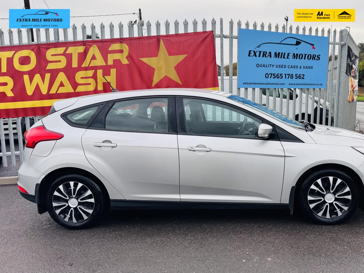 Used Ford Focus 2018 for sale - 76428634: Photo 2