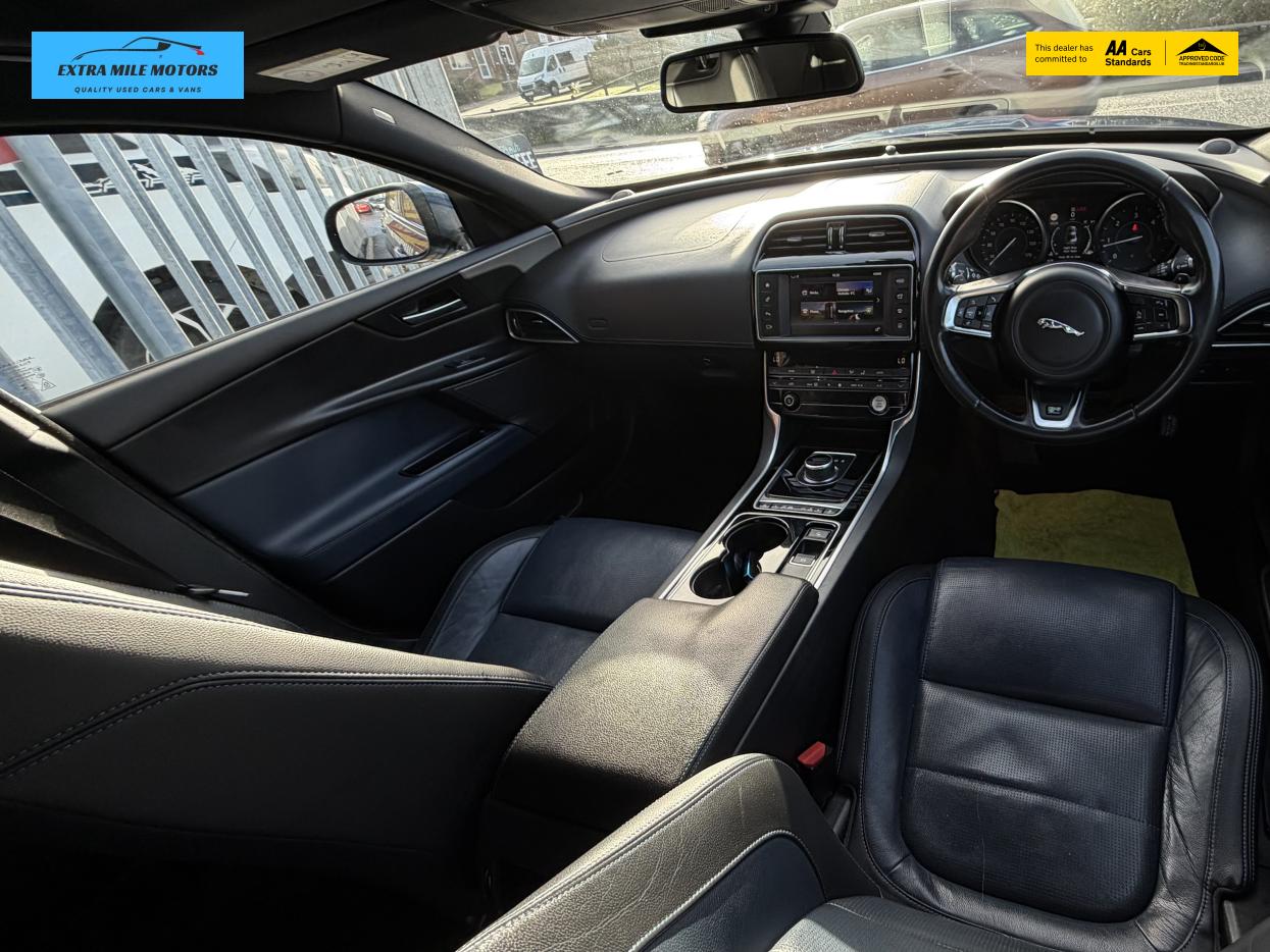 Used Jaguar XE 2016 for sale - 77381179: Photo 14