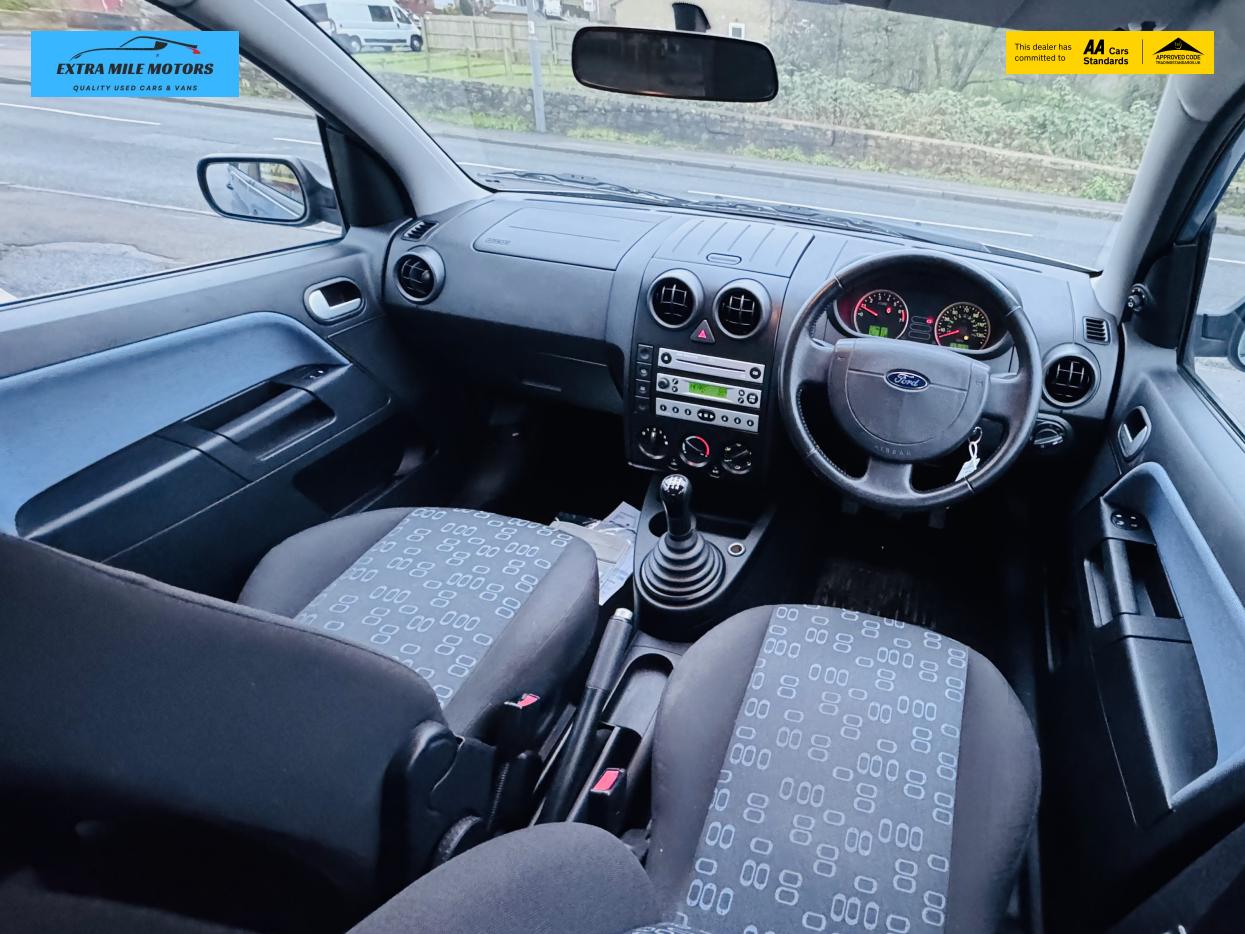 Used Ford Fusion 2005 for sale - 76722772: Photo 10