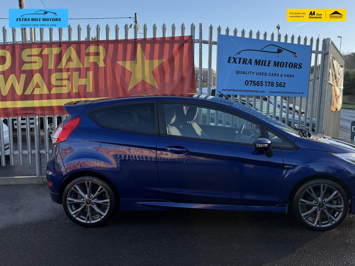 Used Ford Fiesta 2017 for sale - 77220467: Photo 2