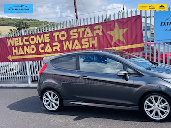 Used Ford Fiesta 2015 for sale - 75752311: Photo