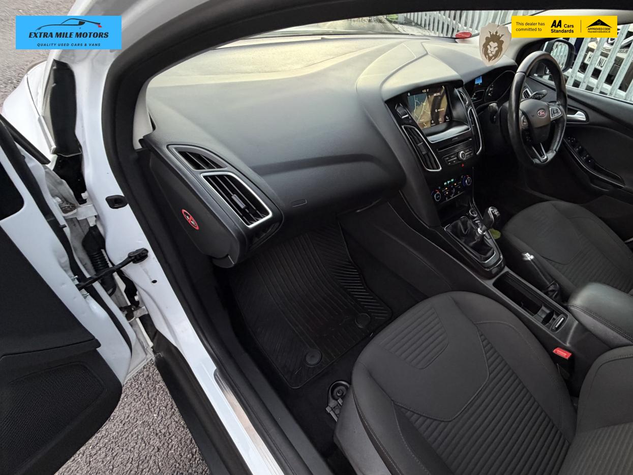 Used Ford Focus 2017 for sale - 77483811: Photo 12