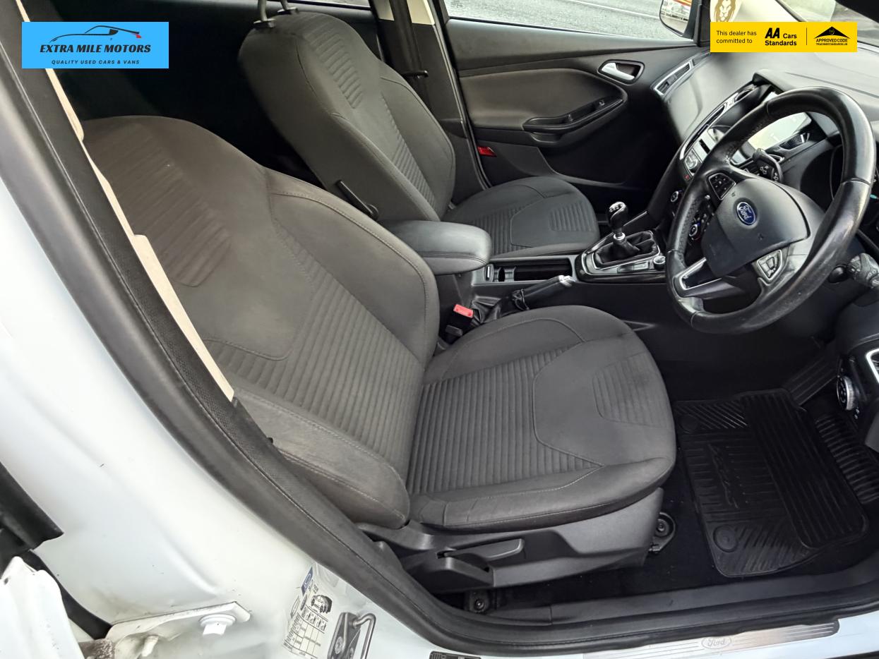 Used Ford Focus 2017 for sale - 77483811: Photo 8