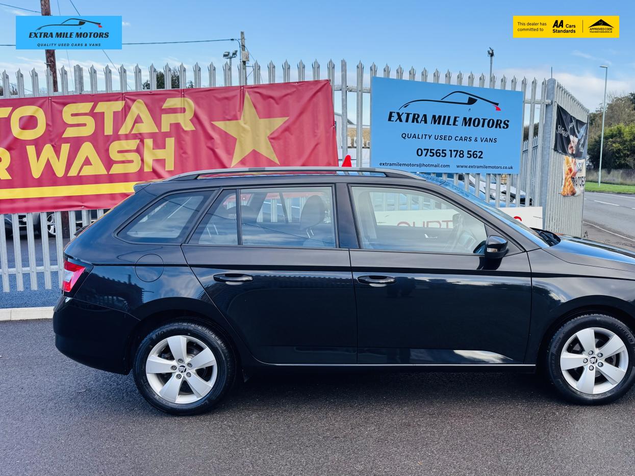 Used Skoda Fabia 2015 for sale - 76750328: Photo 2