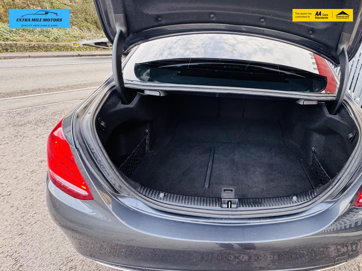 Used Mercedes-Benz C Class 2015 for sale - 76568427: Photo 17