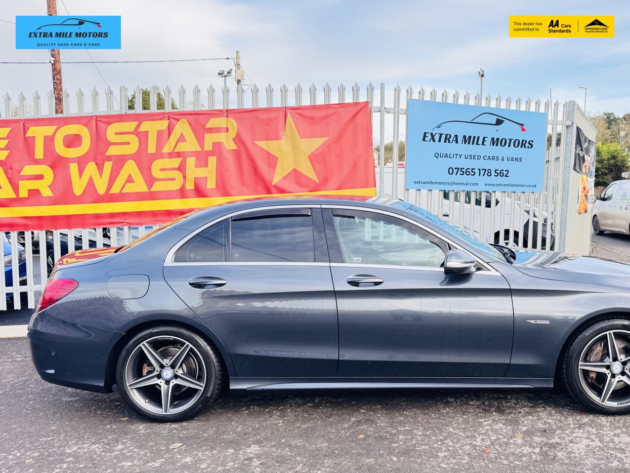 Used Mercedes-Benz C Class 2015 for sale - 76568427: Photo 2