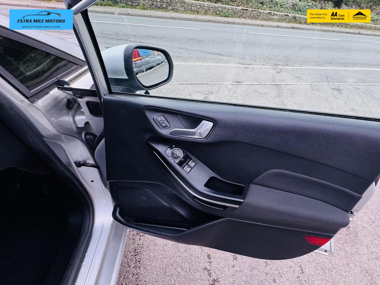 Used Ford Fiesta 2017 for sale - 76517867: Photo 23