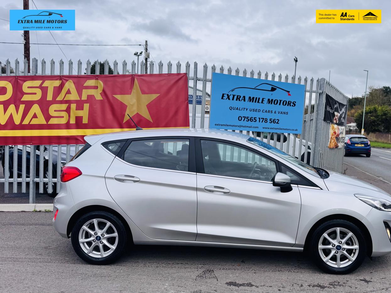 Used Ford Fiesta 2017 for sale - 76517867: Photo 3