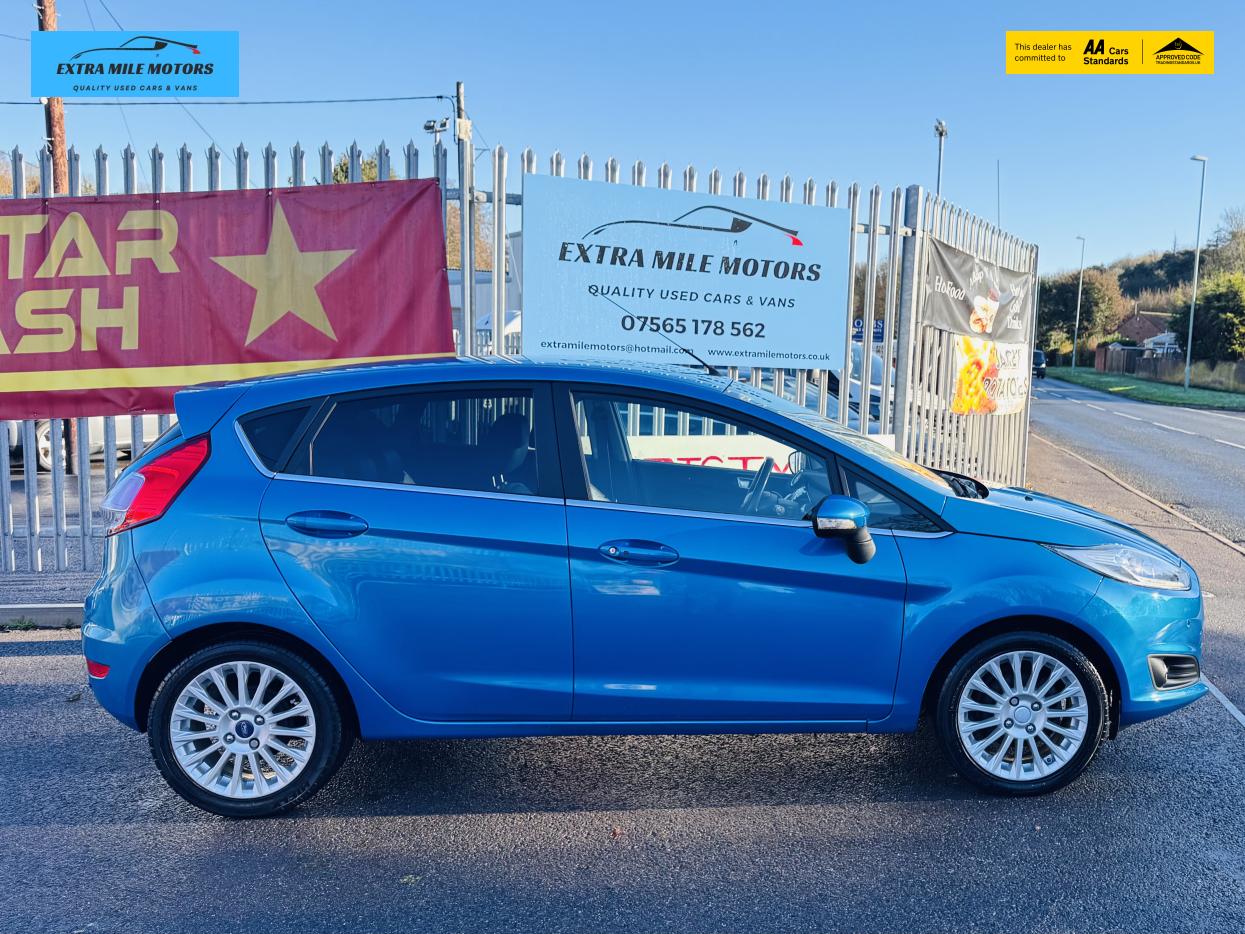 Used Ford Fiesta 2015 for sale - 76796746: Photo 2