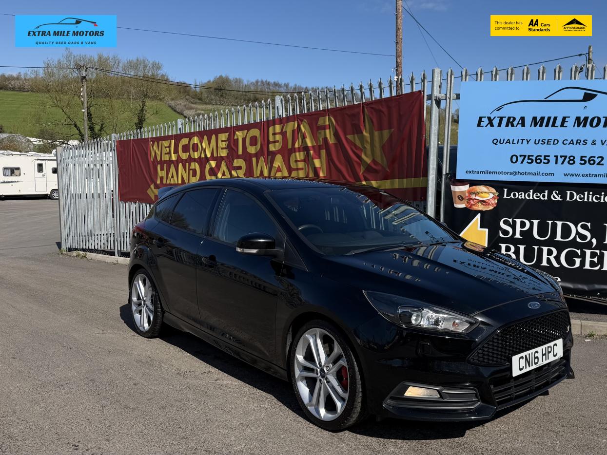 Used Ford Focus 2016 for sale - 78081702: Photo 1