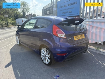 Used Ford Fiesta 2015 for sale - 79235084: Photo