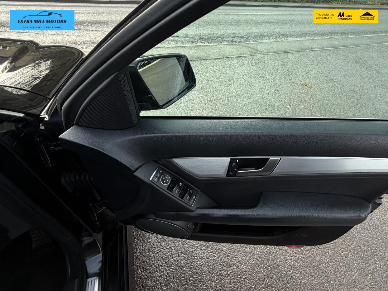 Used Mercedes-Benz C Class 2011 for sale - 77381182: Photo 11