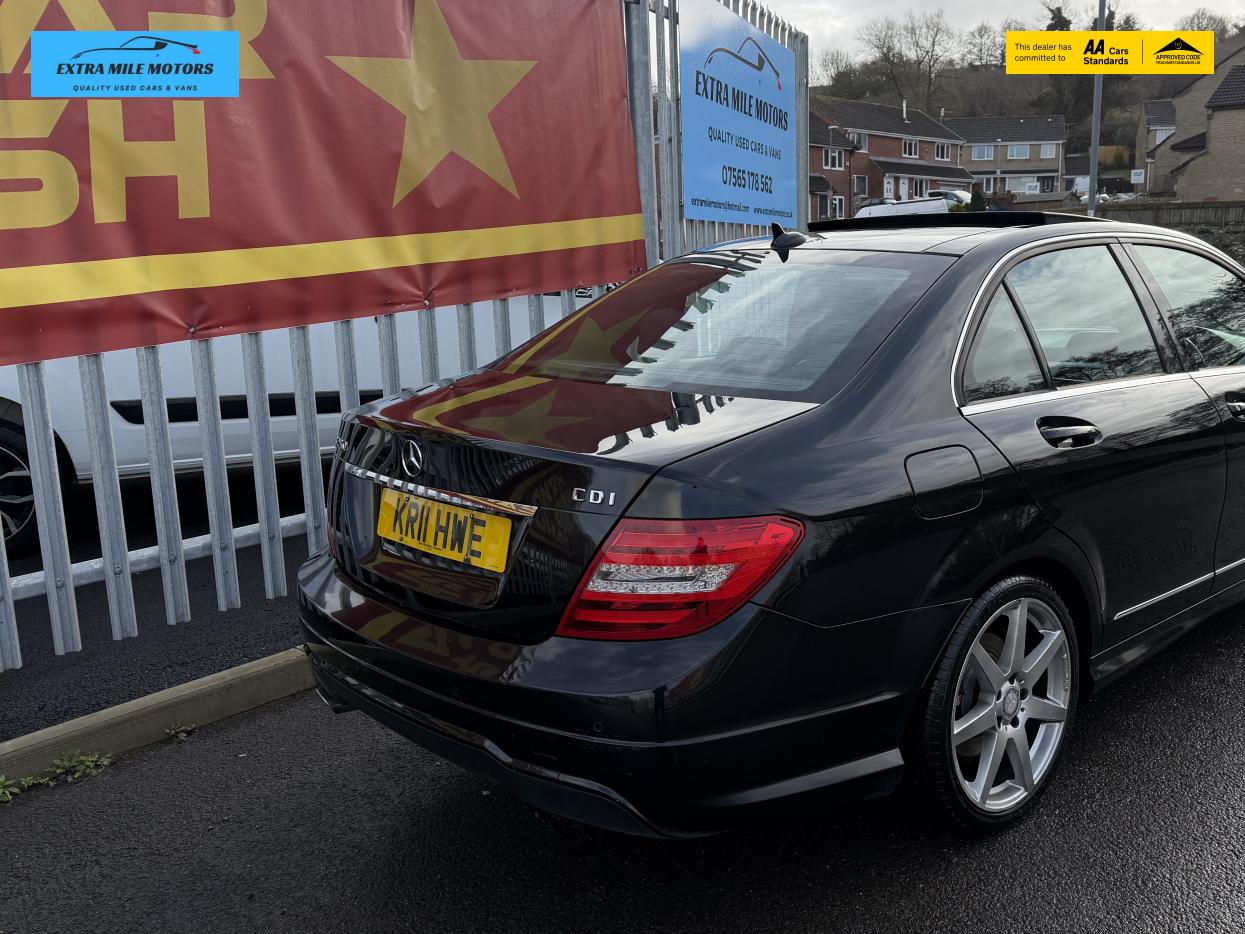Used Mercedes-Benz C Class 2011 for sale - 77381182: Photo 3