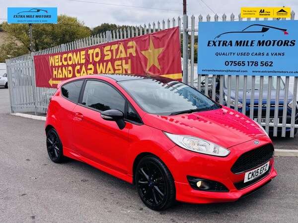 Used Ford Fiesta 2015 for sale - 76196978: Photo 1
