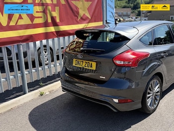 Used Ford Focus 2017 for sale - 79220010: Photo