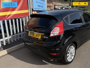 Used Ford Fiesta 2016 for sale - 78740192: Photo