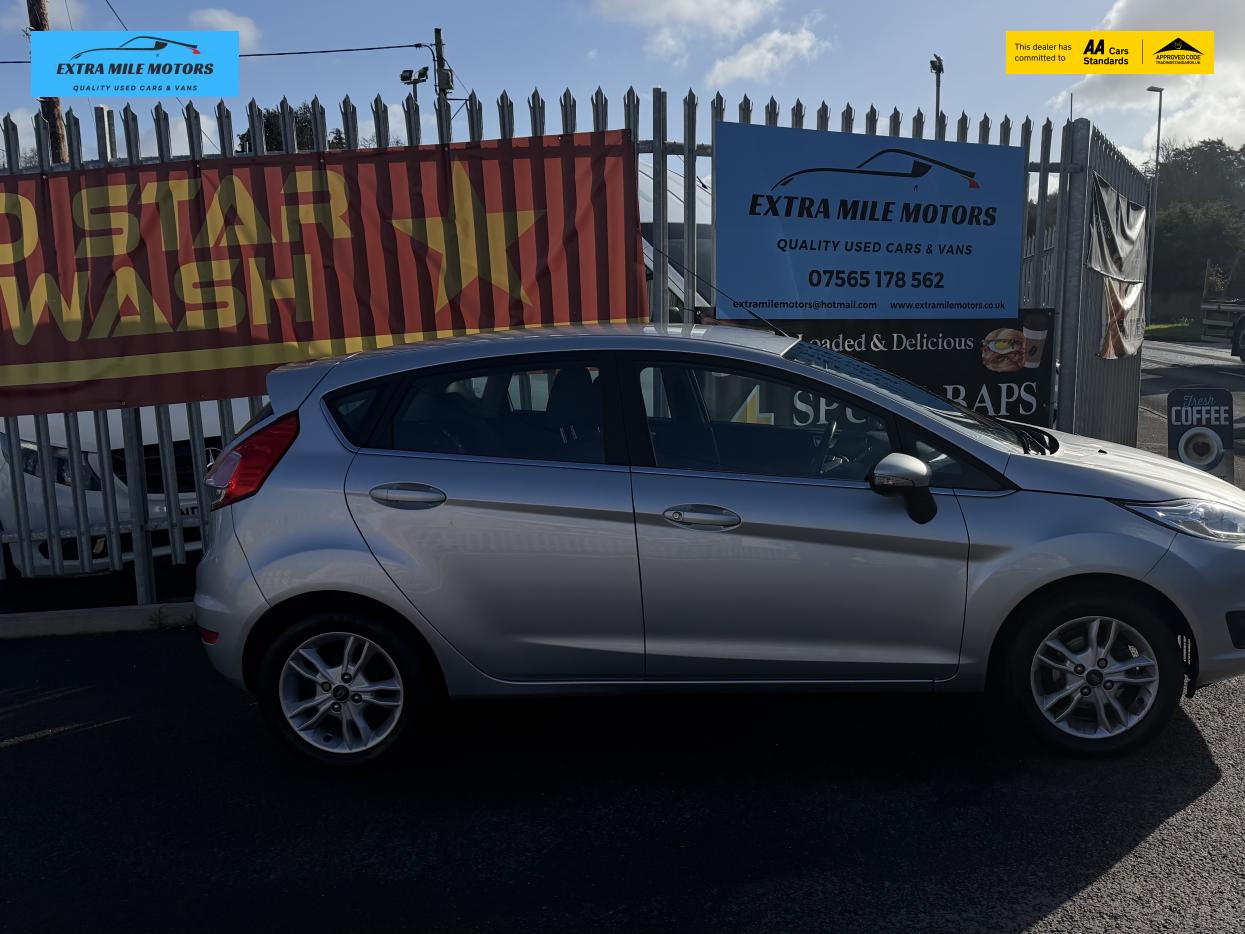 Used Ford Fiesta 2015 for sale - 77830016: Photo 2