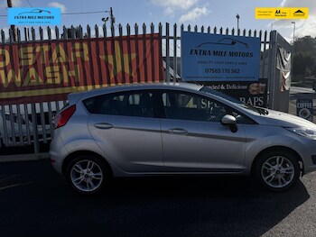 Used Ford Fiesta 2015 for sale - 77830016: Photo