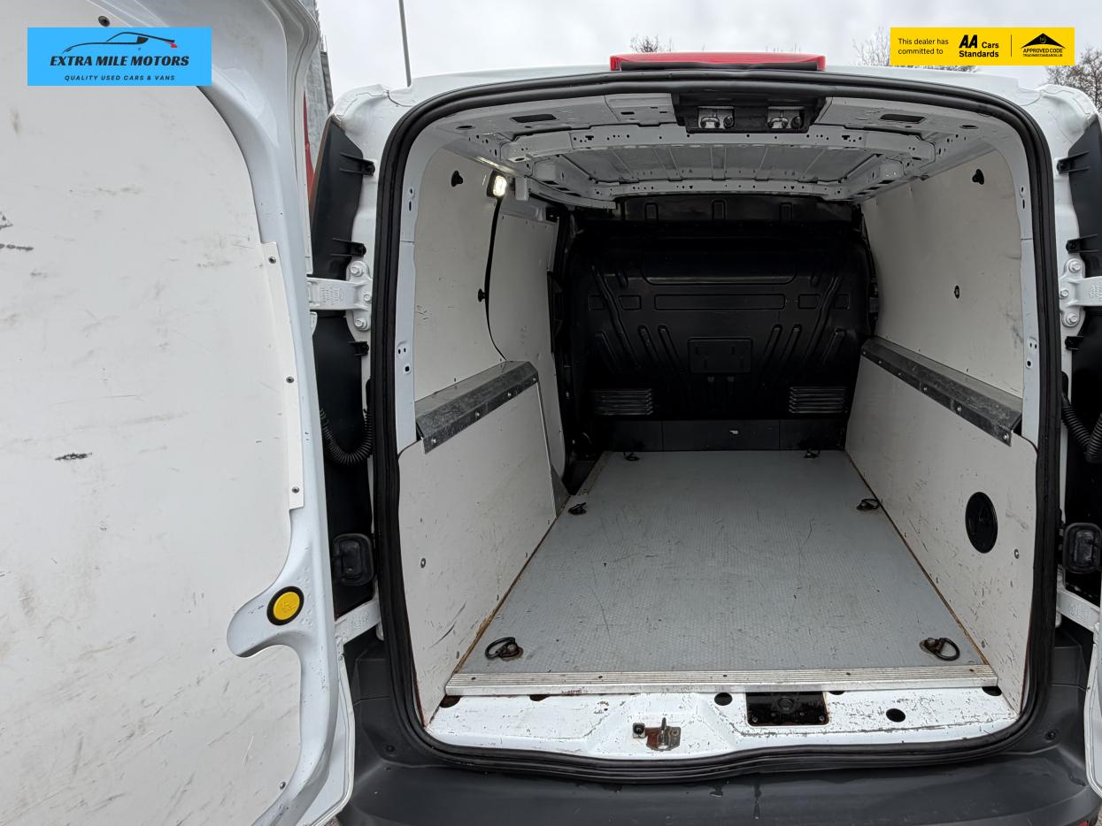 Used Ford Transit Connect 2015 for sale - 78061620: Photo 10