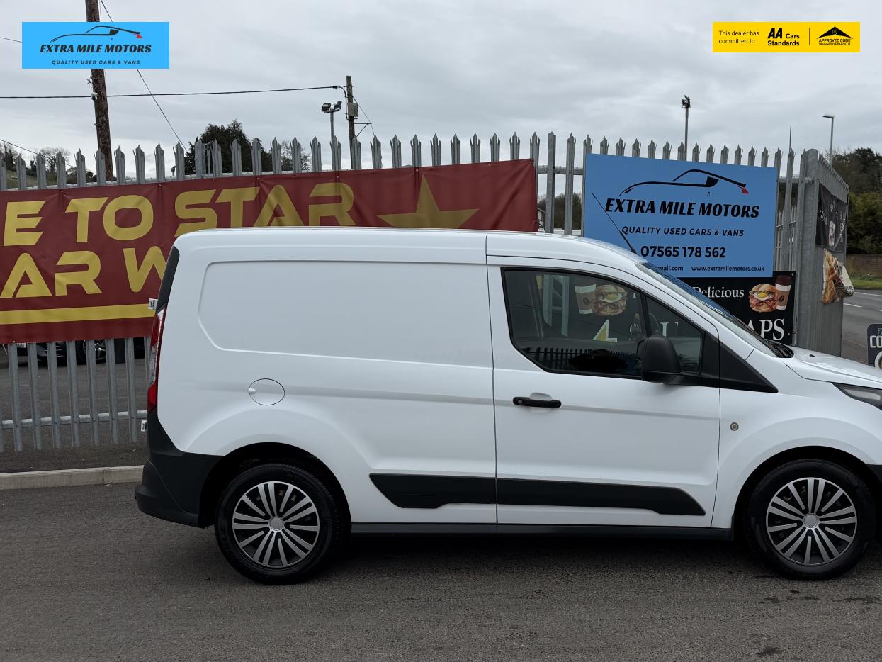 Used Ford Transit Connect 2015 for sale - 78061620: Photo 2