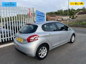 Used Peugeot 208 2014 for sale - 74847382: Photo