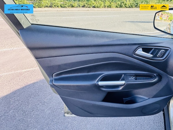 Used Ford Kuga 2015 for sale - 75138857: Photo 10