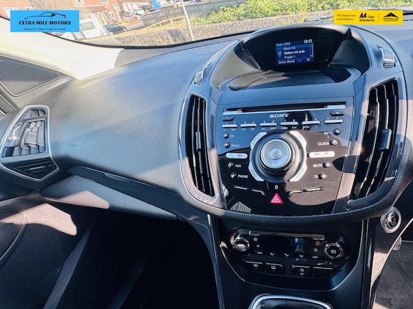 Used Ford Kuga 2015 for sale - 75138857: Photo 19